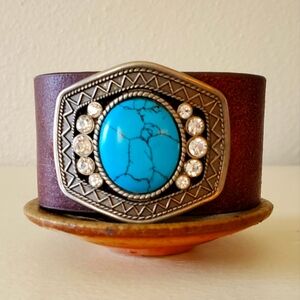 Brown Leather and Semi-Precious Turquoise Bracelet